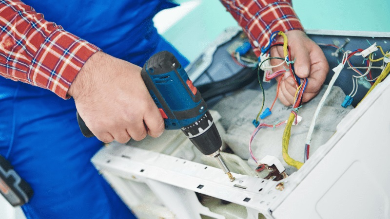 Kuşadası Mitsubishi servisi orijinal yedek parça kullanımı